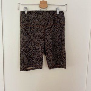 Alo cheetah print bike shorts - size M